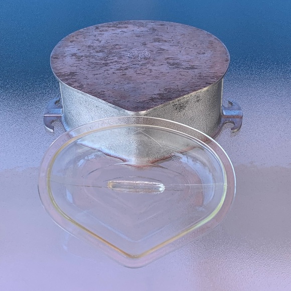 Guardian Service Triangle Pot with Glass Lid - Picture 8 of 8